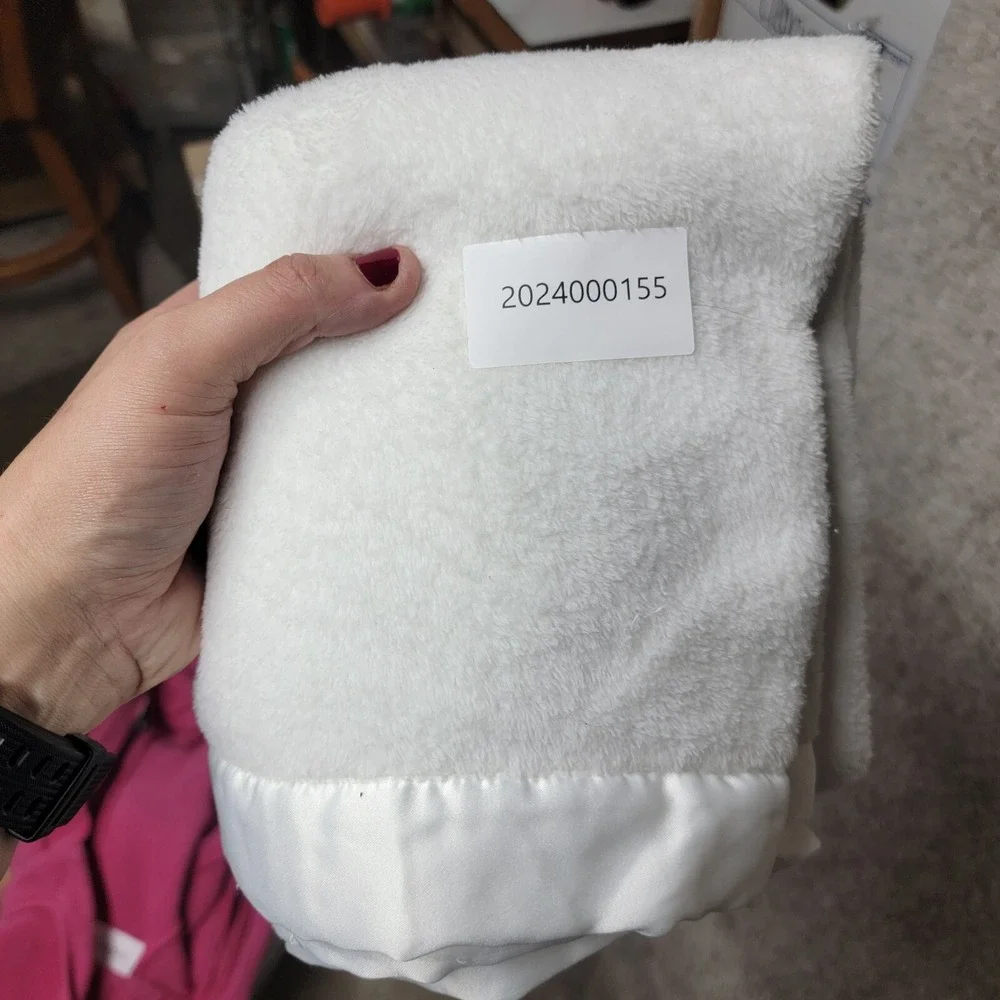 Carters White Baby Blanket‎ Solid Satin Trim Eyelet Baptism Ribbon 30
